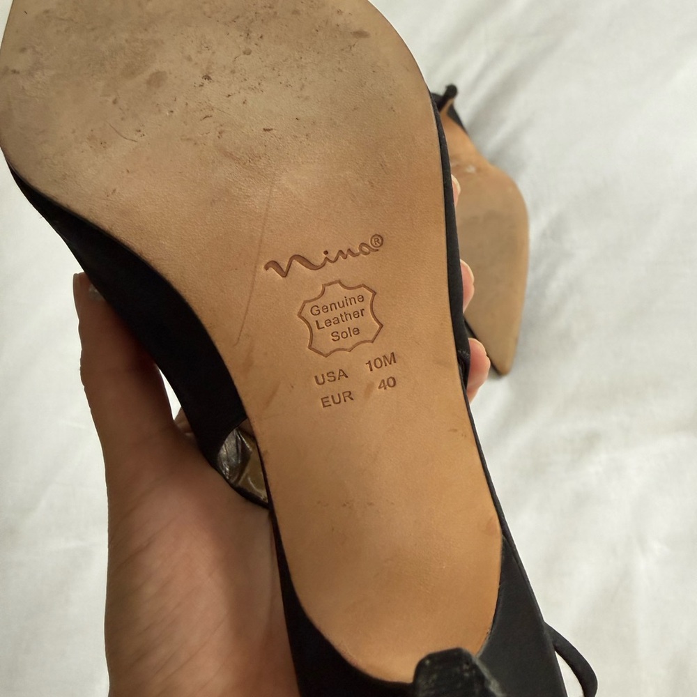 Nina Alaura Black Slingback Gemstone Heels - Picture 7 of 7
